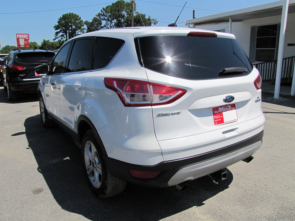 Ford Escape photo 5