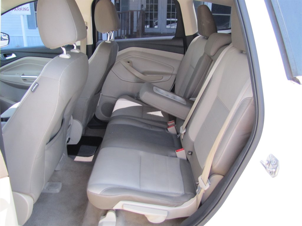 Ford Escape photo 7