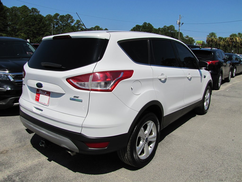 Ford Escape photo 4