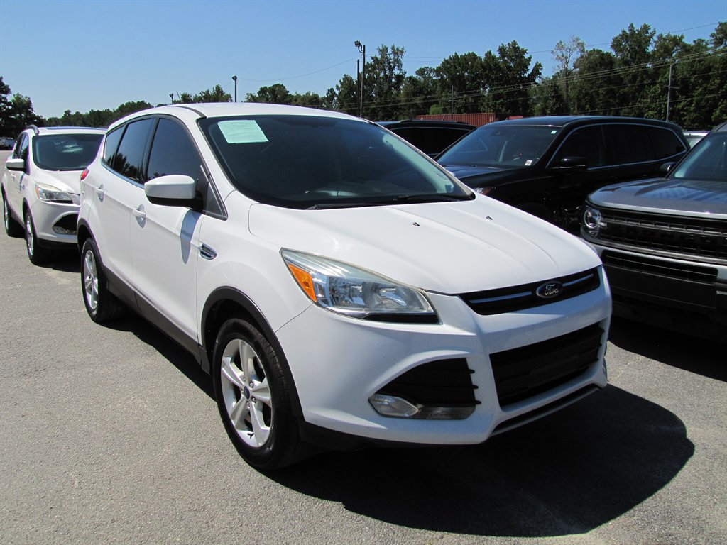 Ford Escape photo 3