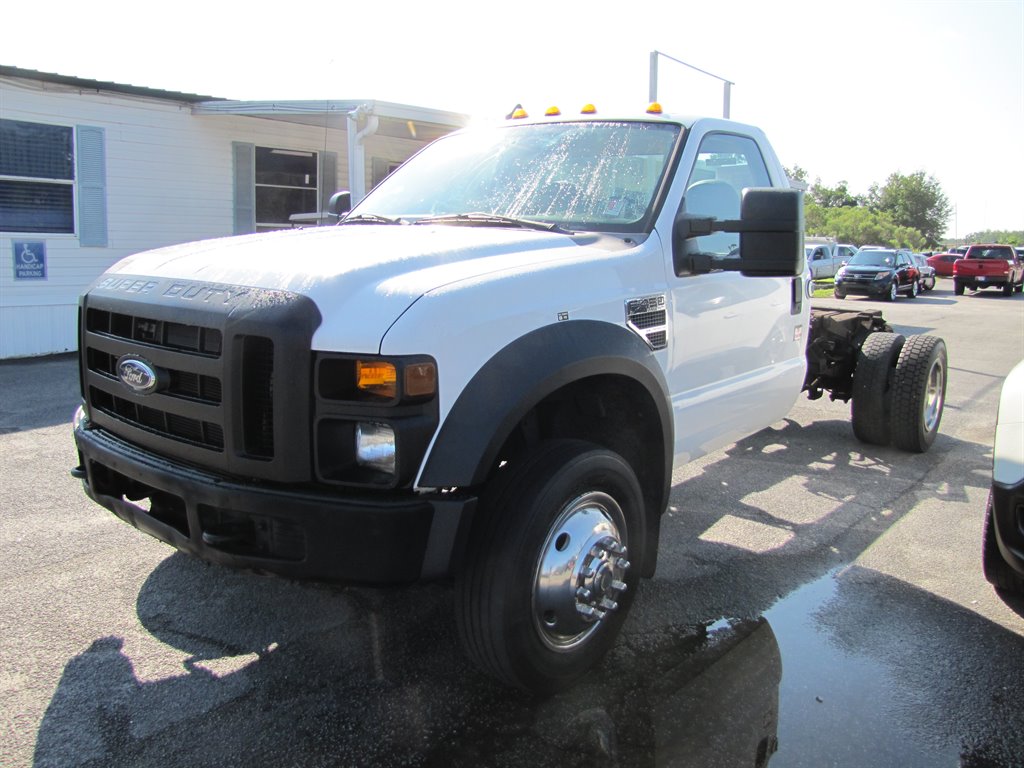 2008 Ford F-450 Super Duty Chassis Cab's photo