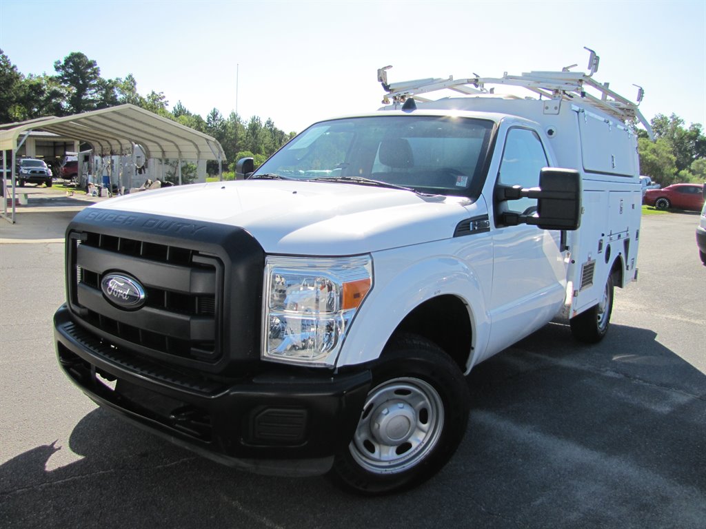 2013 Ford F-350 Super Duty XL's photo