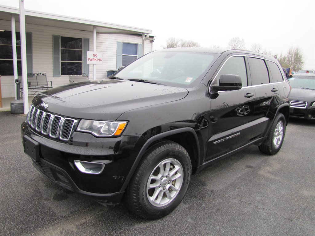 2019 Jeep Grand Cherokee Laredo