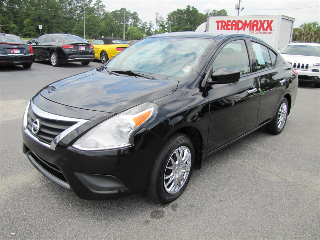 2017 Nissan Versa Sedan
