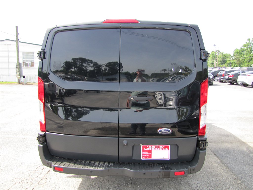 Ford T150 Vans photo 5