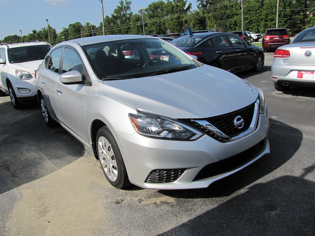 Nissan Sentra photo 3