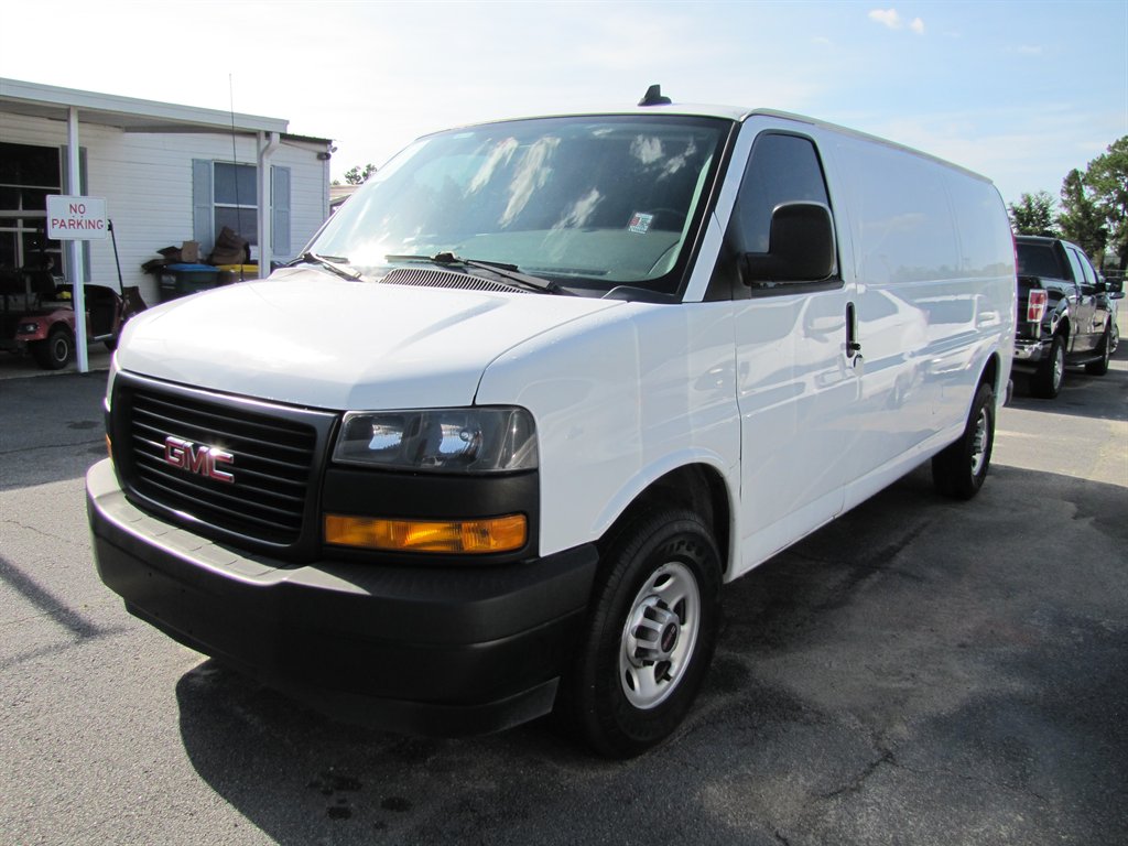 2020 GMC Savana Cargo Work Van's photo
