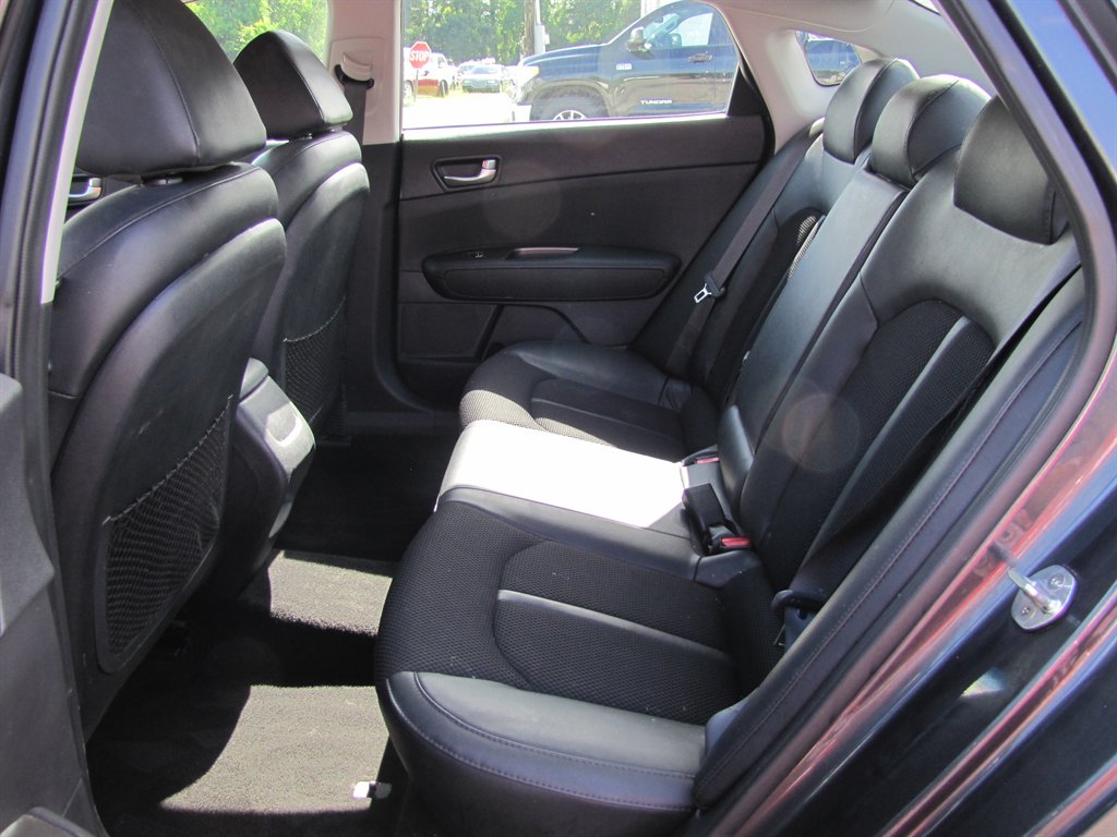 Kia Optima photo 9