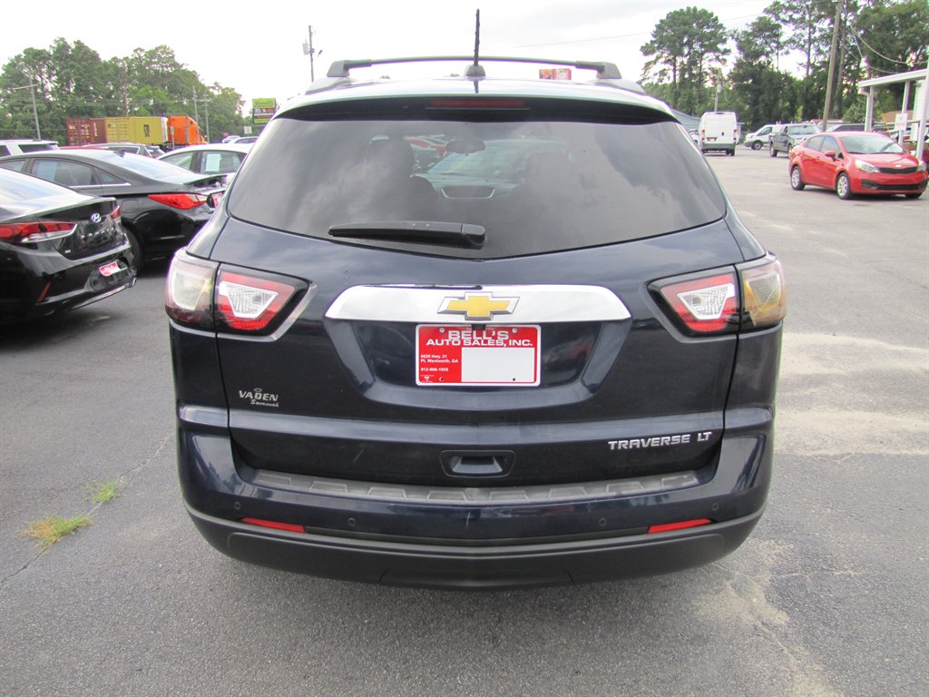 Chevrolet Traverse photo 6