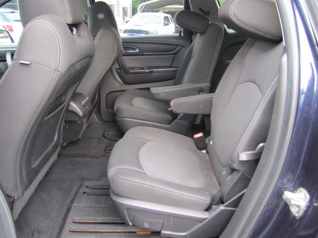 Chevrolet Traverse photo 10