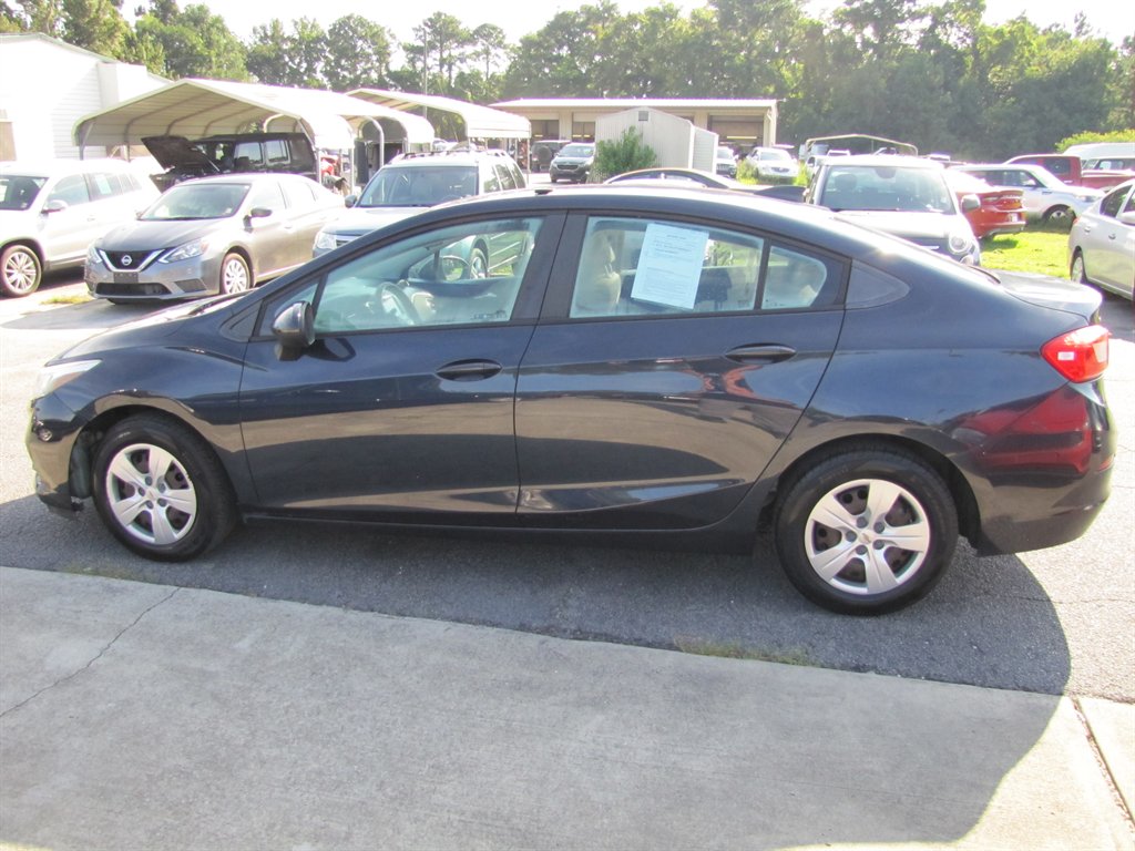 Chevrolet Cruze photo 8