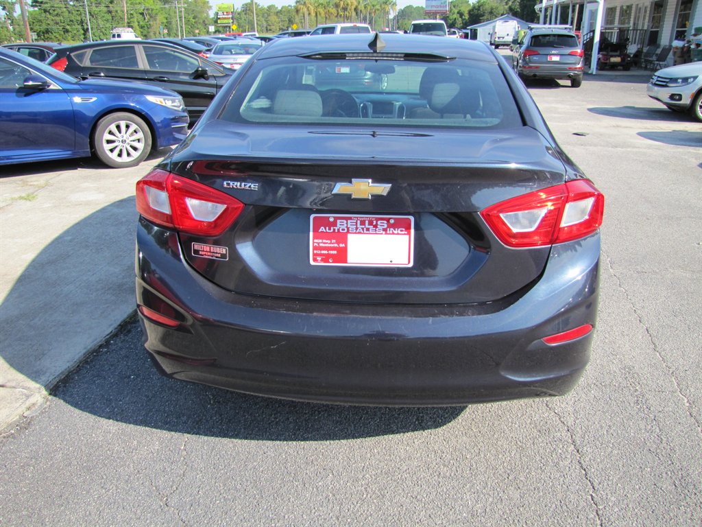 Chevrolet Cruze photo 6