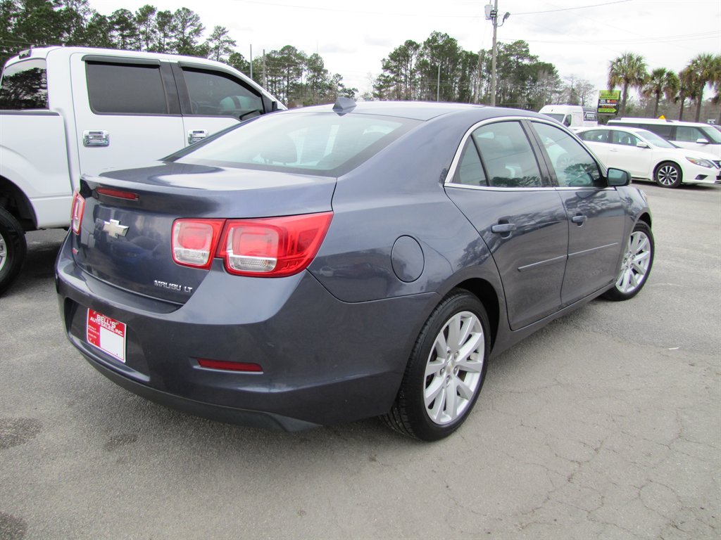 Chevrolet Malibu photo 4