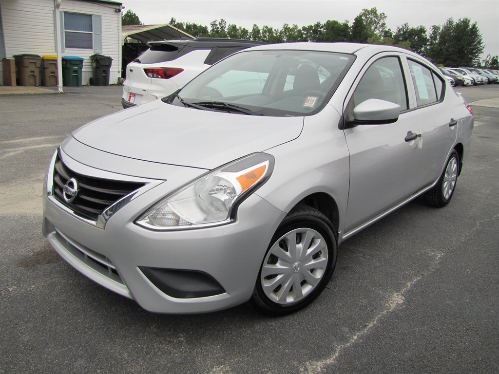 2018 Nissan Versa Sedan S Plus