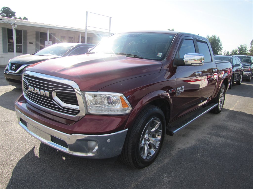 2019 RAM Ram 1500 Classic Laramie's photo