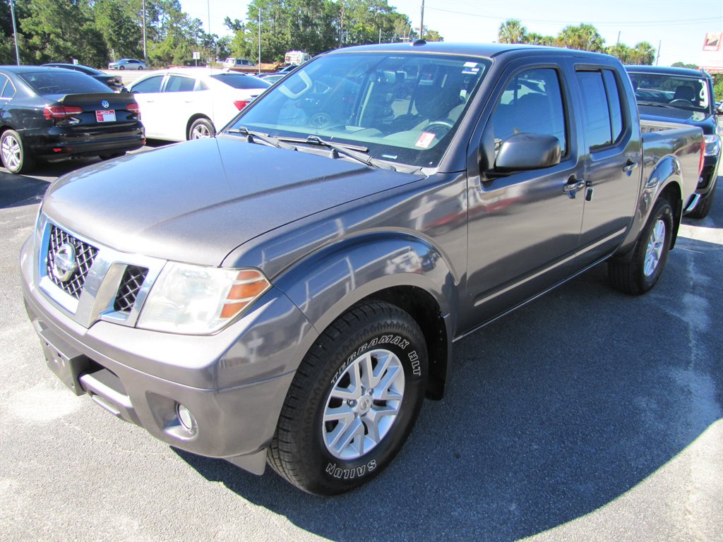 2018 Nissan Frontier SV's photo