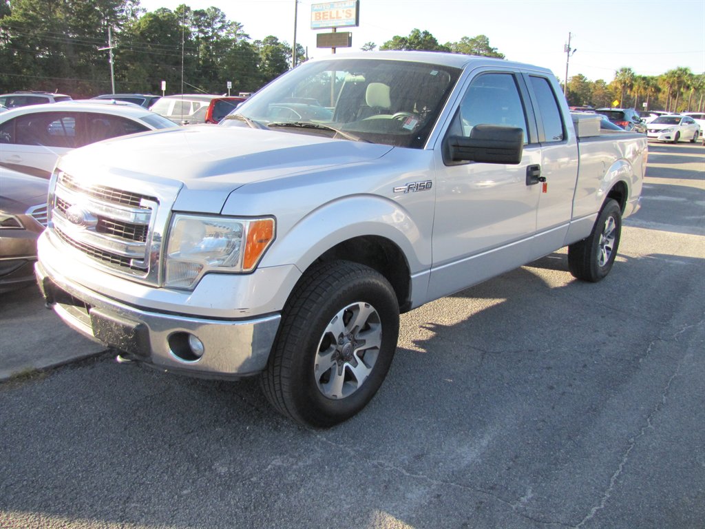 2014 Ford F-150 XLT's photo