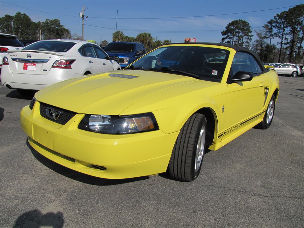 2001 Ford Mustang Deluxe