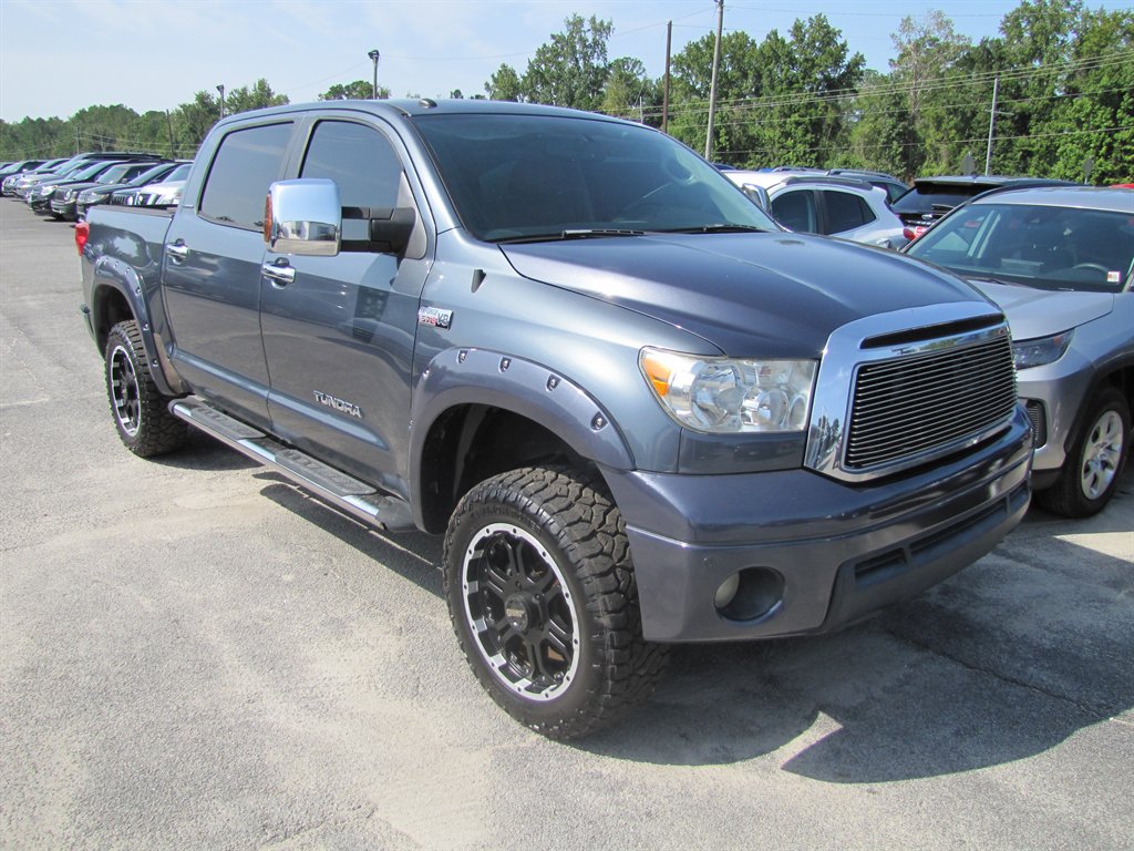 Toyota Tundra photo 3