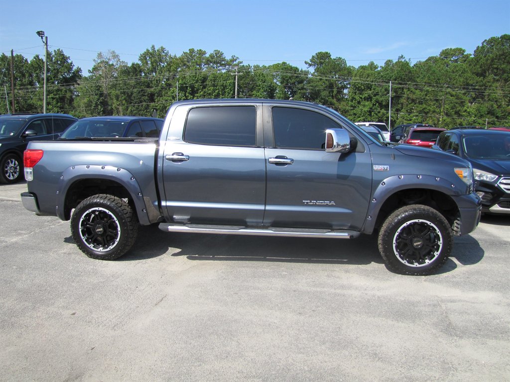 Toyota Tundra photo 4
