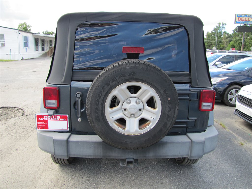 Jeep Wrangler photo 5