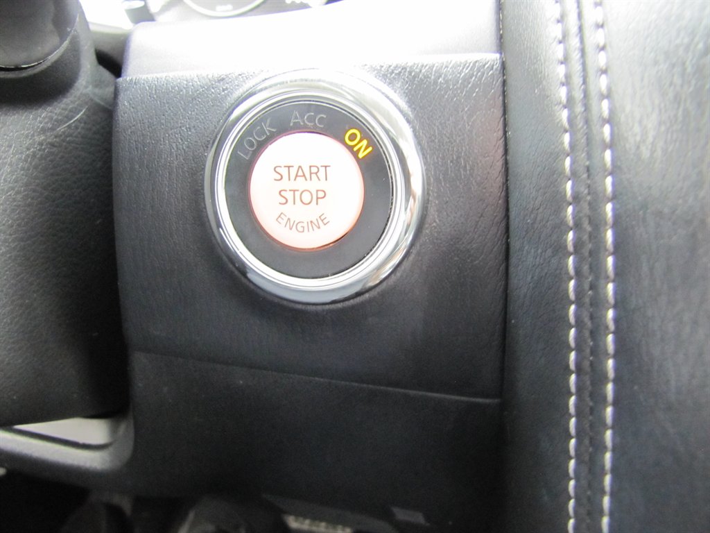 Nissan Armada photo 16