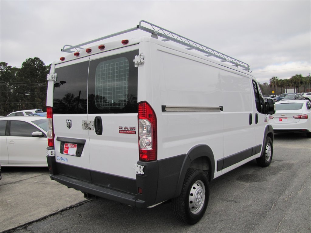 Ram 1500 ProMaster Vans photo 4