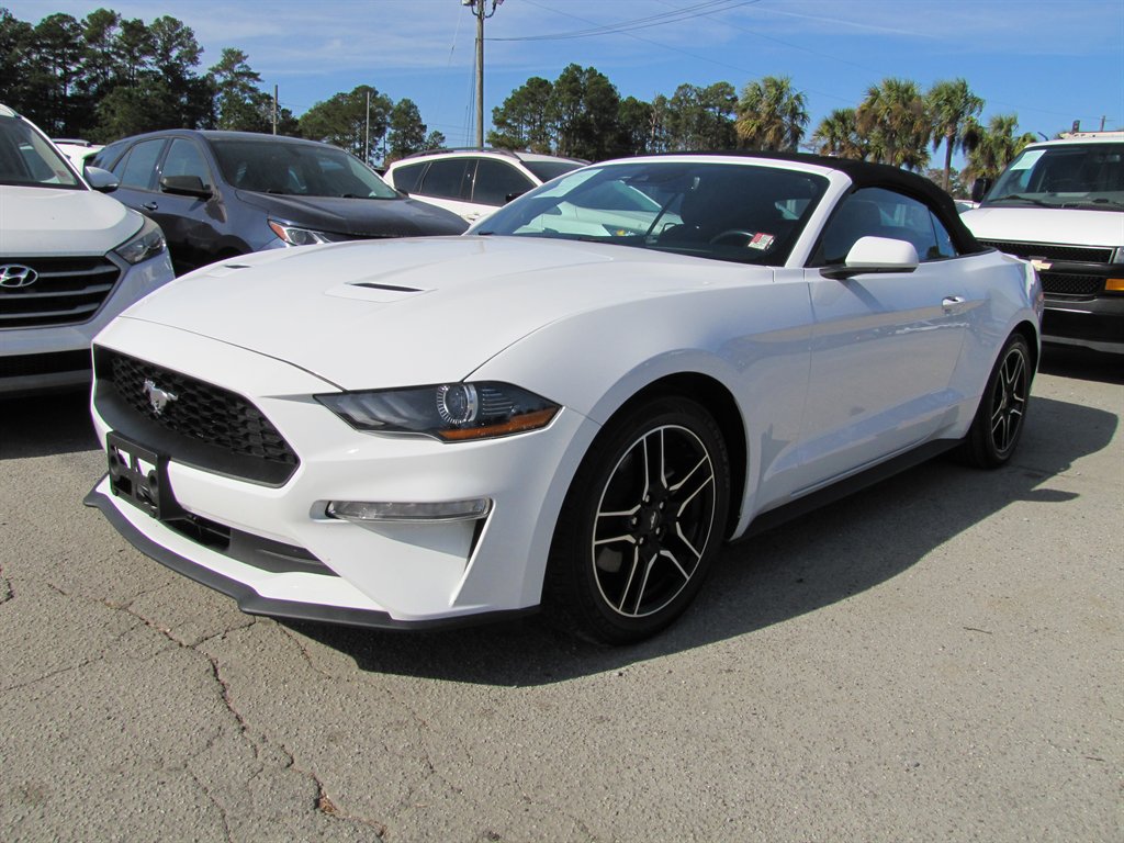 2022 Ford Mustang EcoBoost Premium's photo