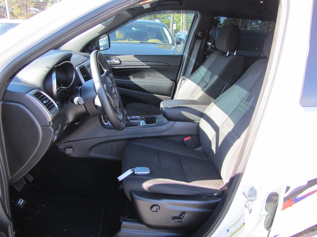 Jeep Grand Cherokee photo 7