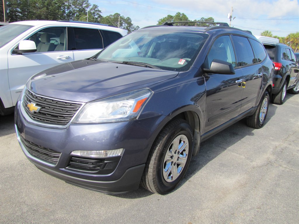 2014 Chevrolet Traverse LS's photo
