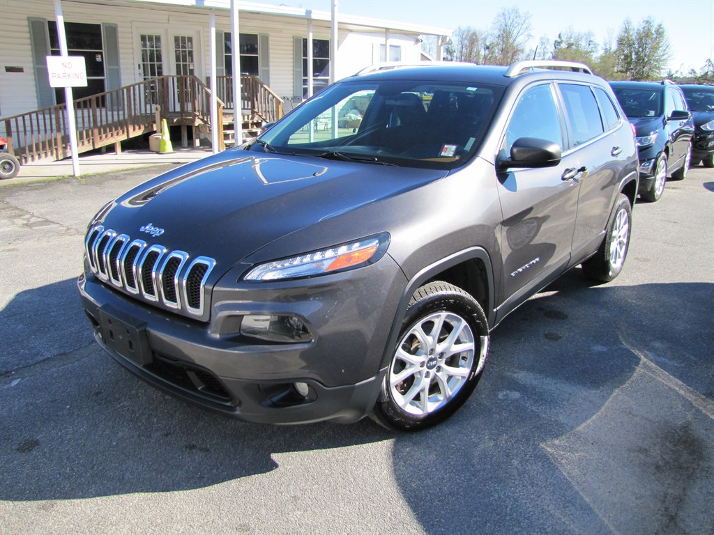 2016 Jeep Cherokee Latitude 4X4's photo