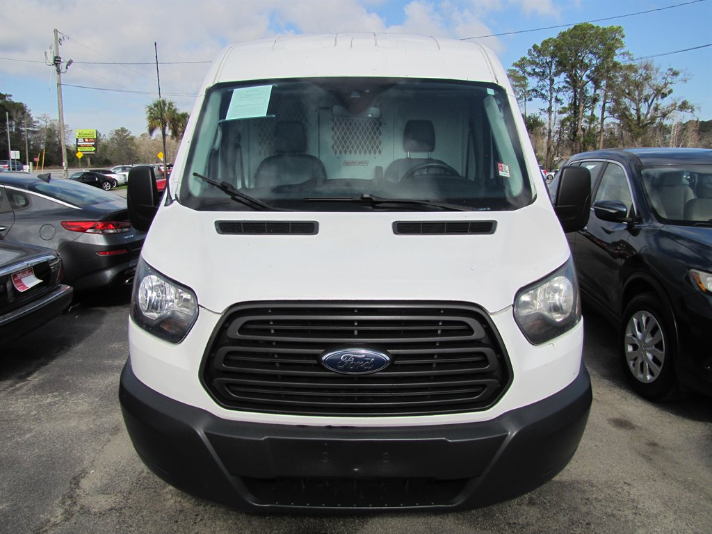 Ford T150 Vans photo 2