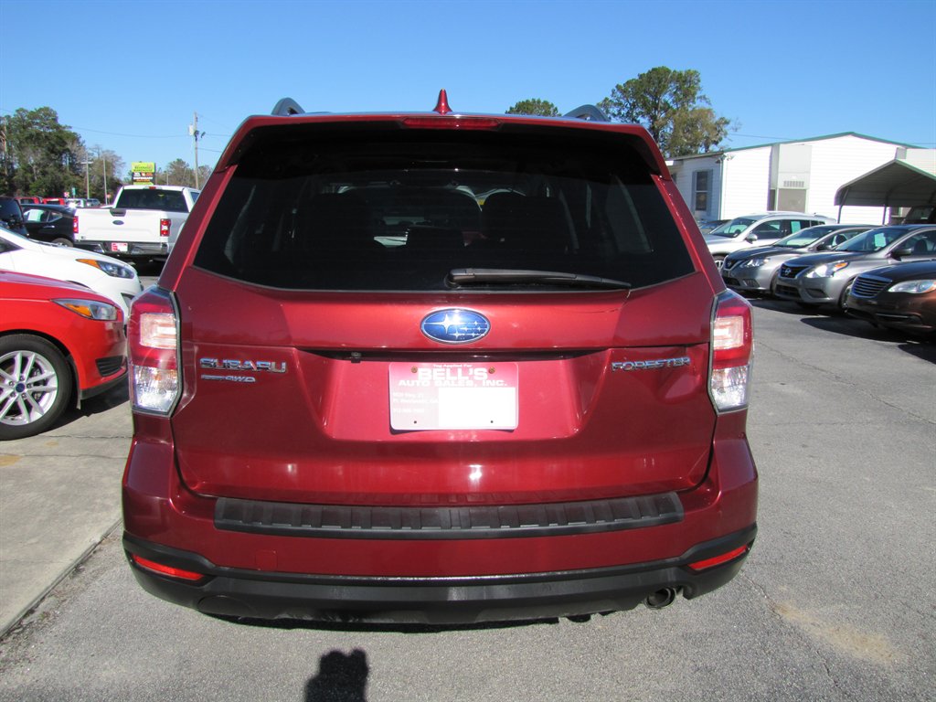 Subaru Forester photo 5