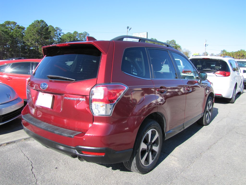 Subaru Forester photo 4
