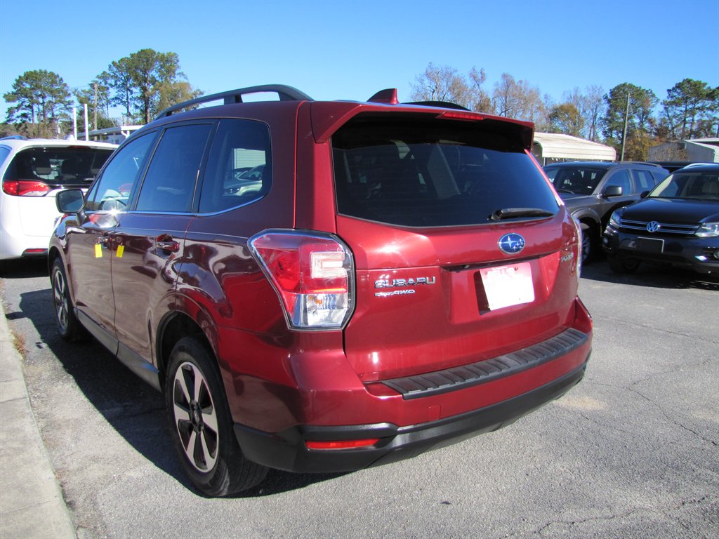 Subaru Forester photo 6