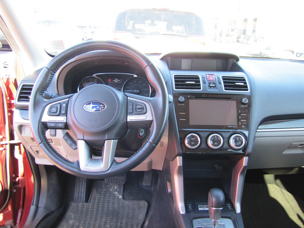 Subaru Forester photo 9