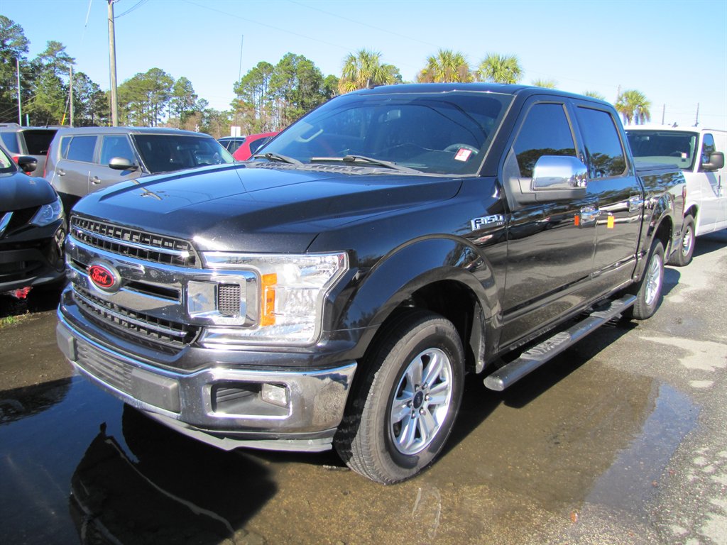 2019 Ford F-150 XL's photo