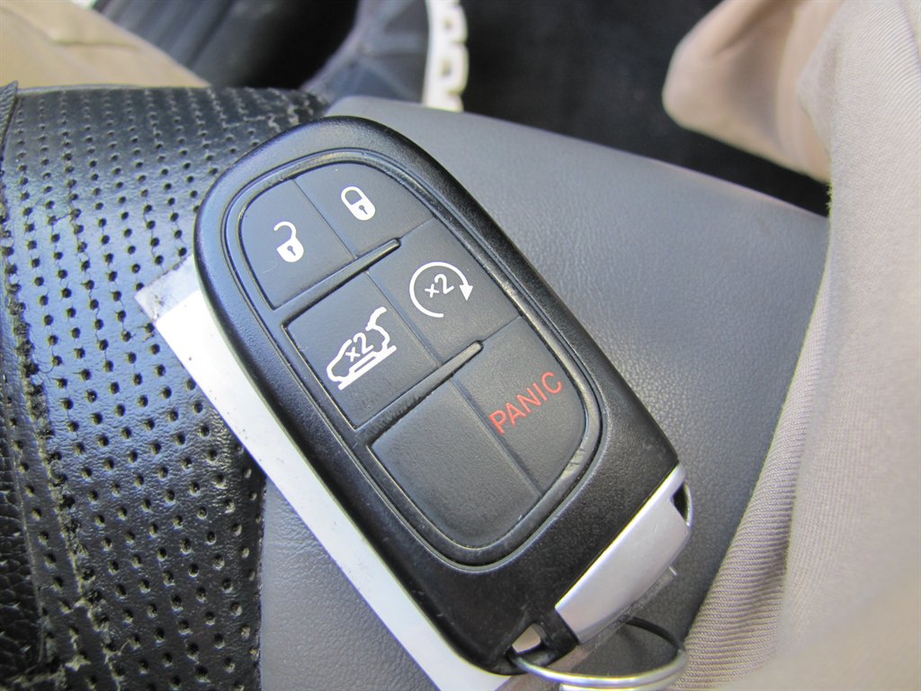 Jeep Cherokee photo 15