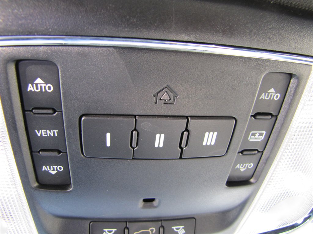 Jeep Grand Cherokee photo 15
