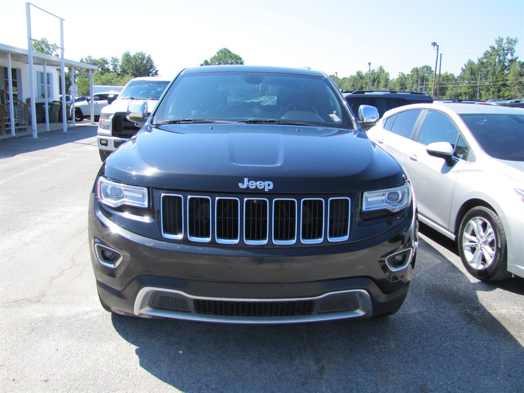 Jeep Grand Cherokee photo 2