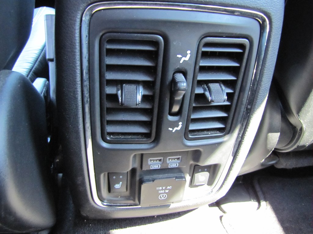 Jeep Grand Cherokee photo 10