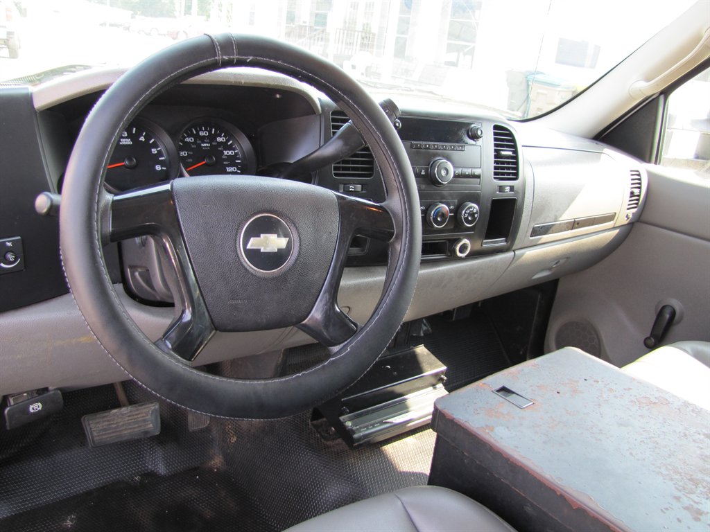 Chevrolet Silverado 1500 photo 8