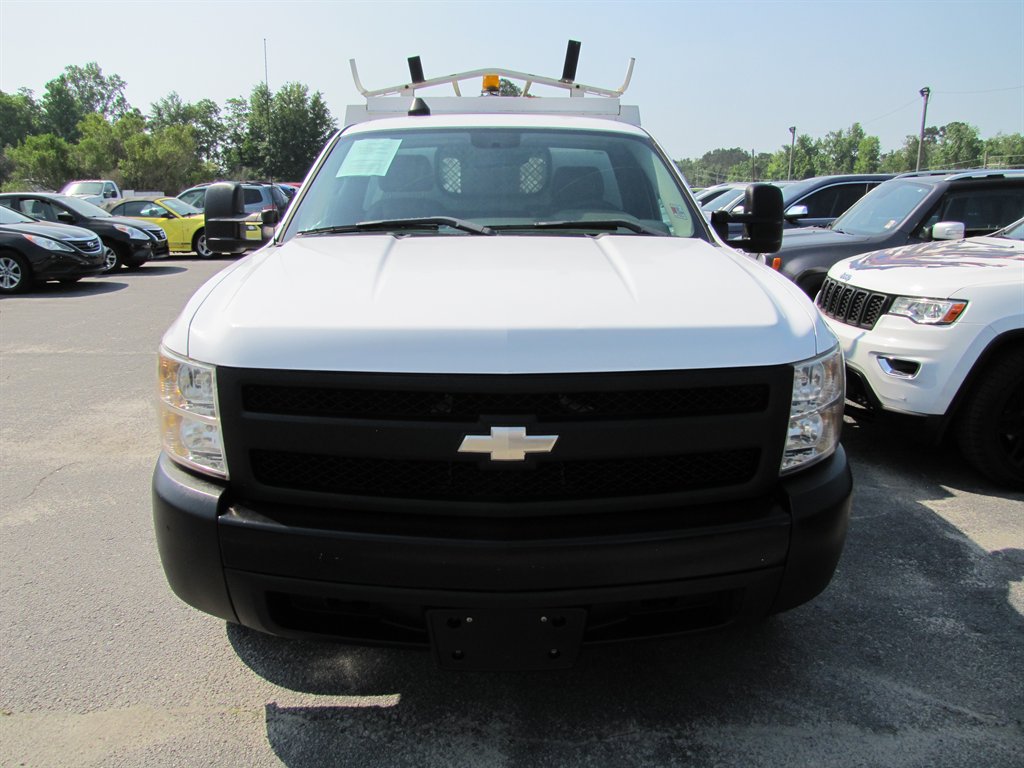 Chevrolet Silverado 1500 photo 2