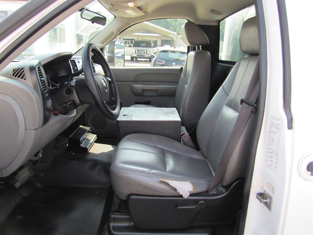 Chevrolet Silverado 1500 photo 7
