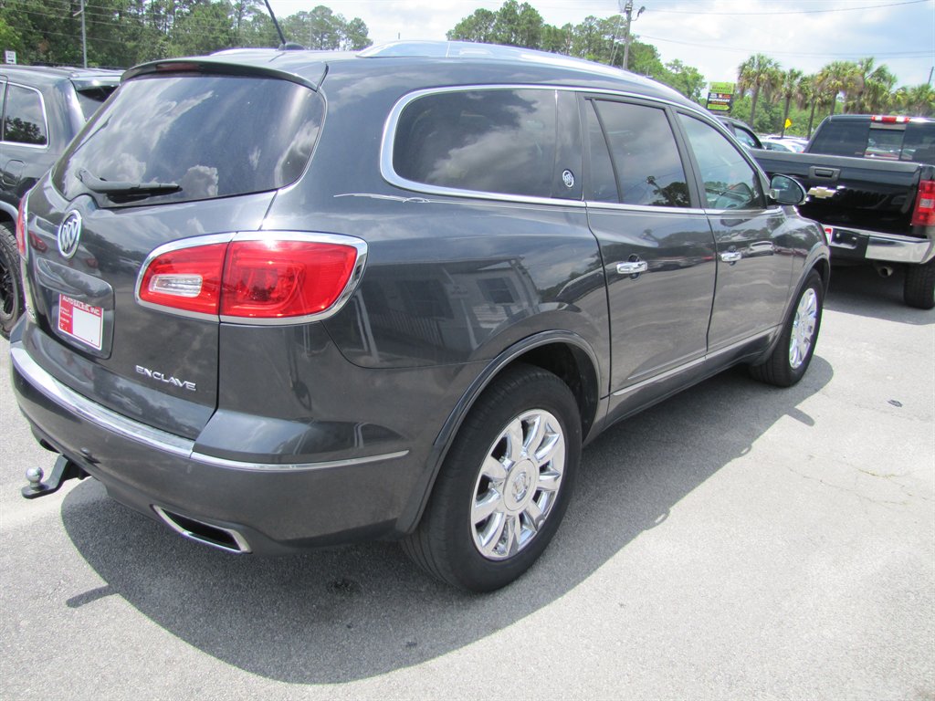 Buick Enclave photo 4