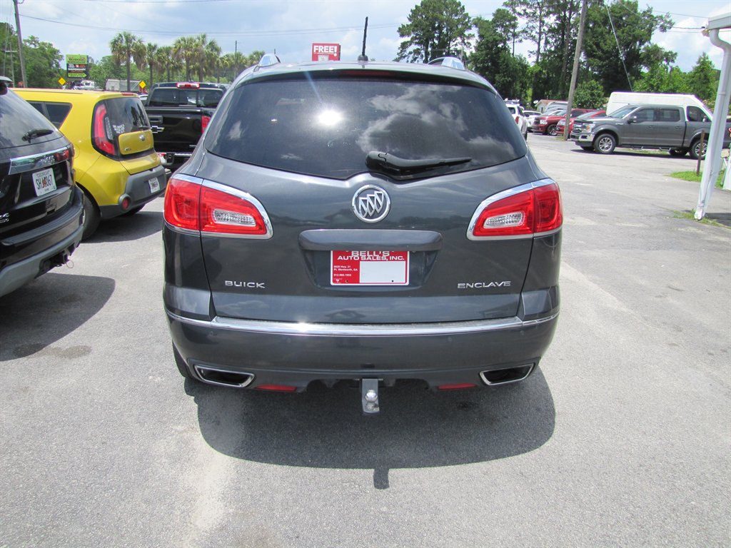Buick Enclave photo 3