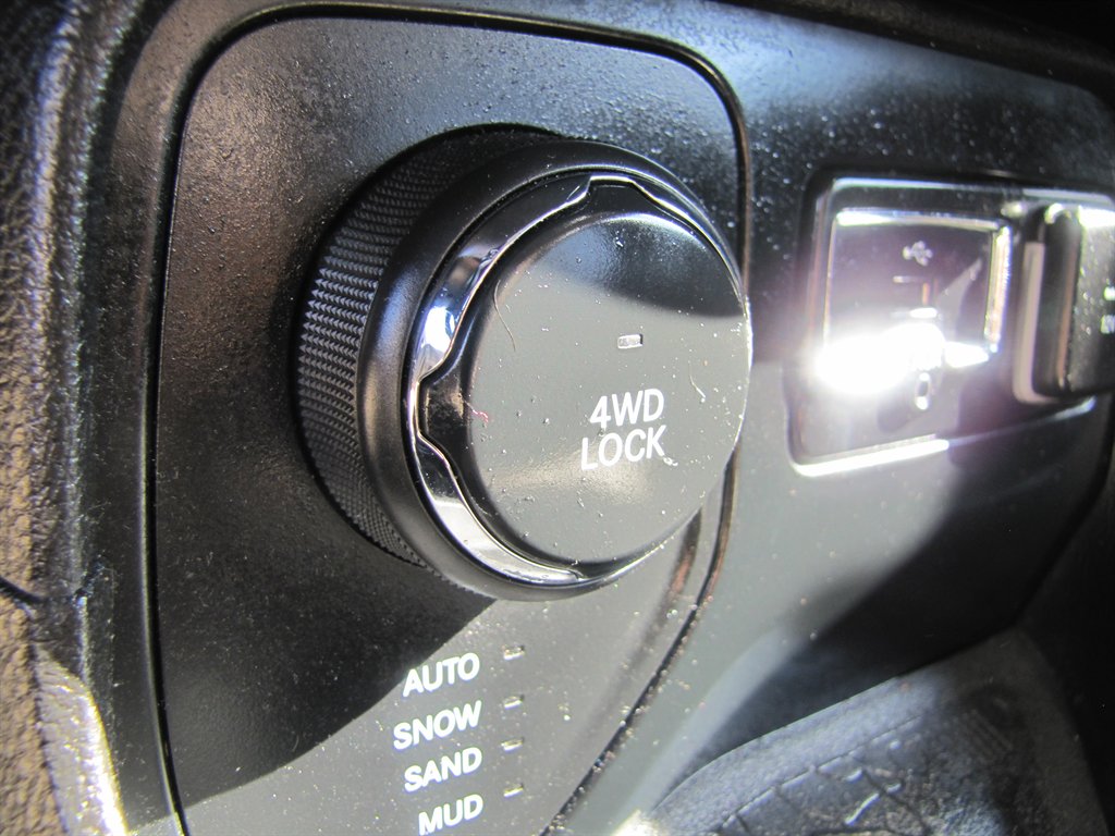 Jeep Renegade photo 11