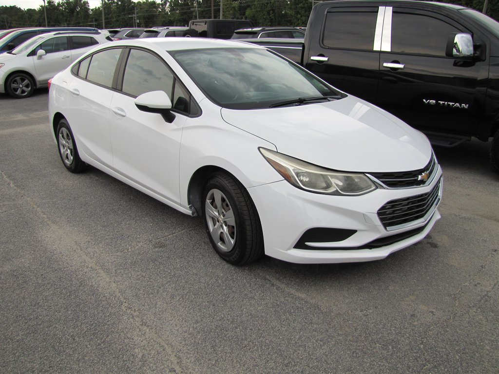 Chevrolet Cruze photo 3