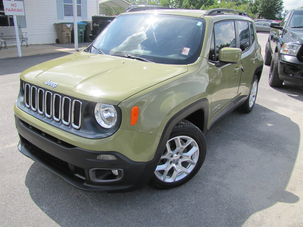 2015 Jeep Renegade Latitude FWD's photo