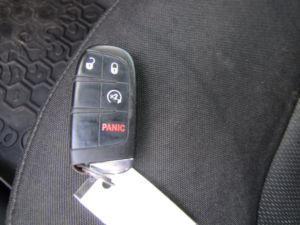Jeep Renegade photo 13